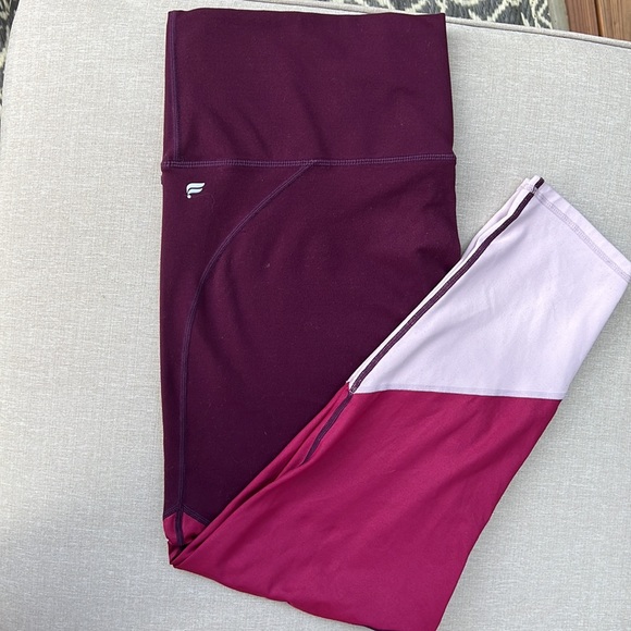 Fabletics Powerhold Leggings 7/8 length Tri color/ Size 3X - Picture 3 of 8